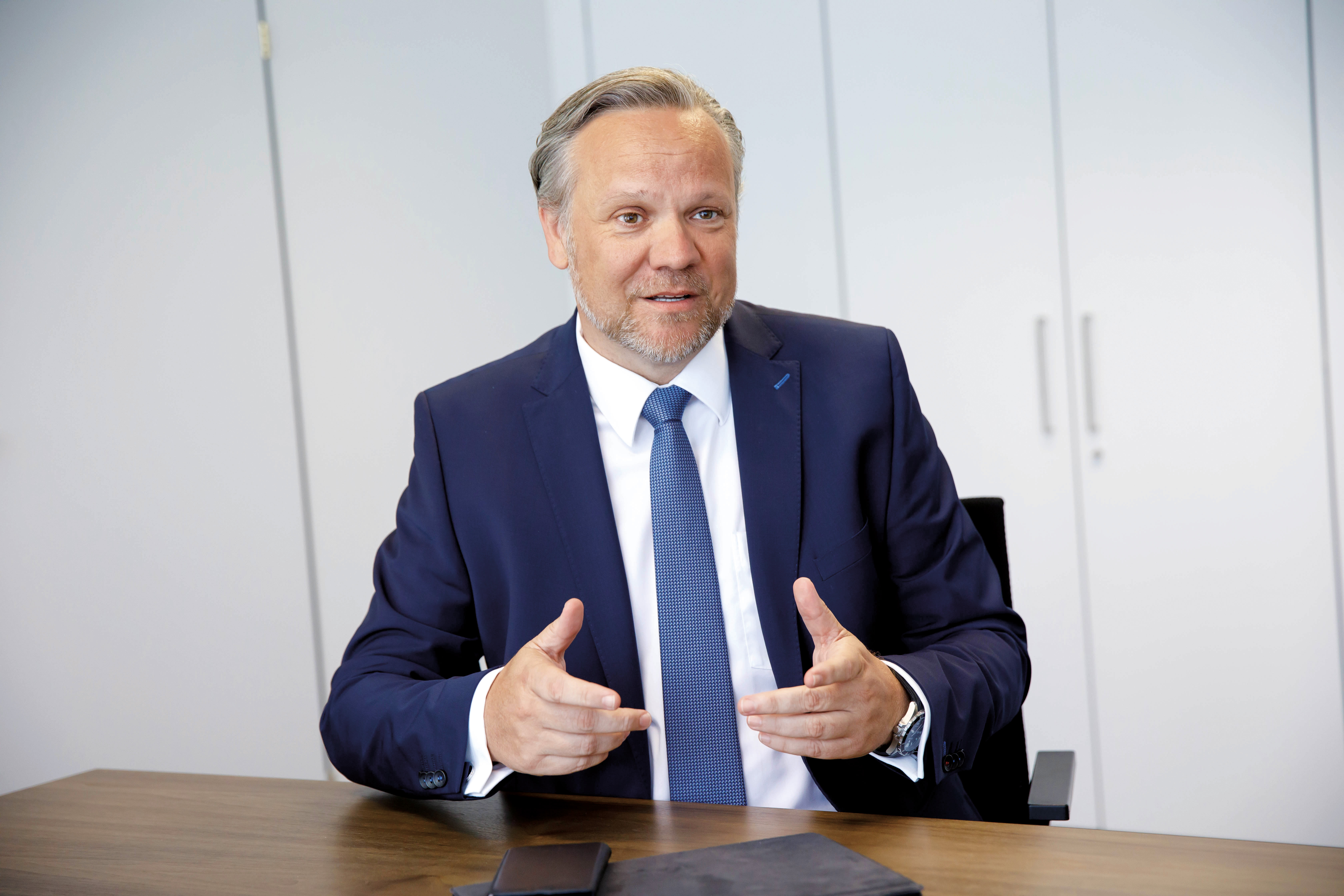 „Für unsere Schiffe sind wir ein Hafen mit Leuchtturm“