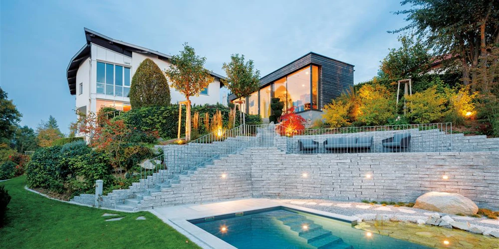 27 Hennerbichler Foto Mark Sengstbratl (Medium)